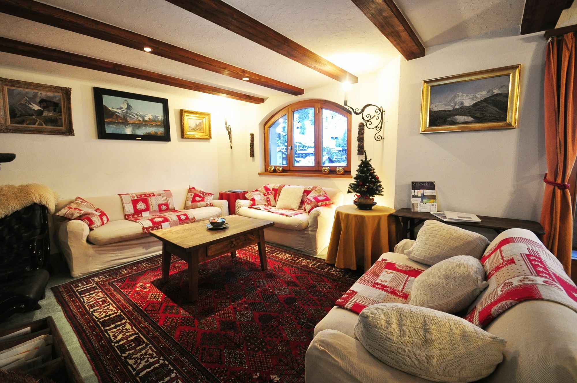 Haus Tiefbach - Apartment Cervino Цермат Екстериор снимка